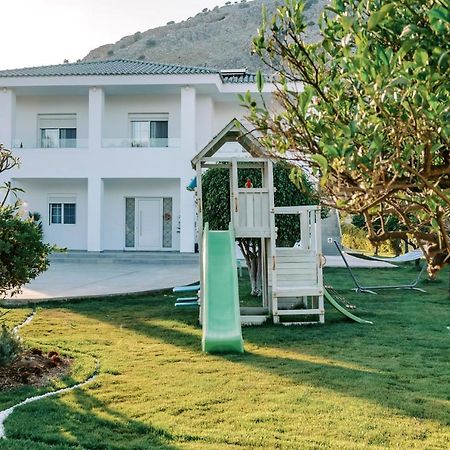 M Mansion Villa Pefki  ภายนอก รูปภาพ