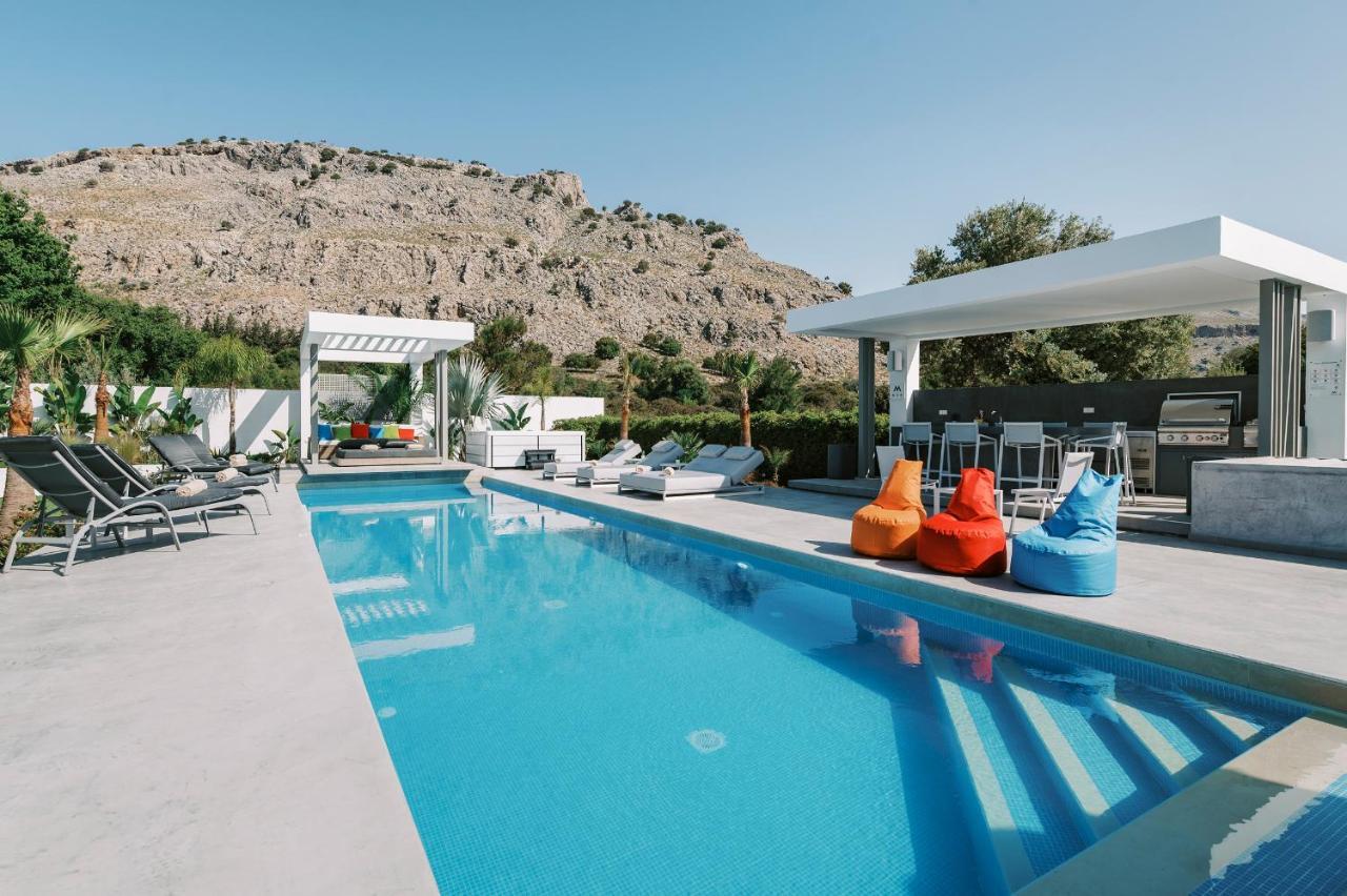 M Mansion Villa Pefki  ภายนอก รูปภาพ