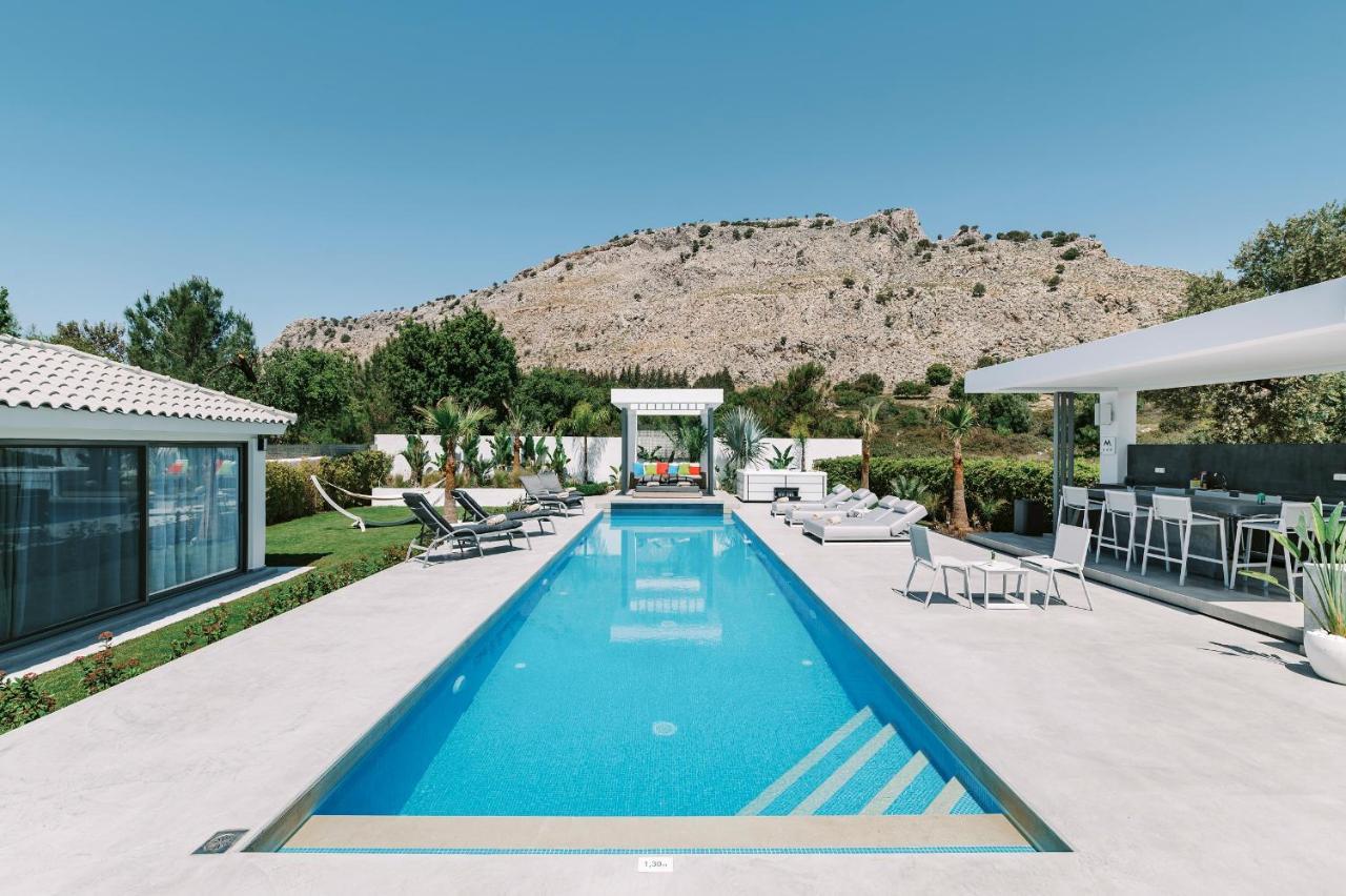 M Mansion Villa Pefki  ภายนอก รูปภาพ