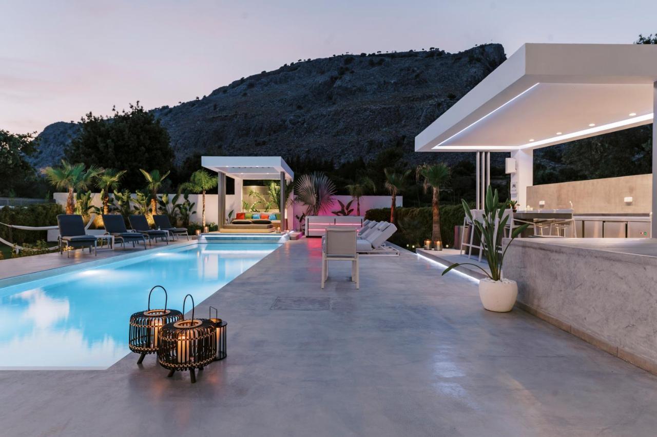 M Mansion Villa Pefki  ภายนอก รูปภาพ